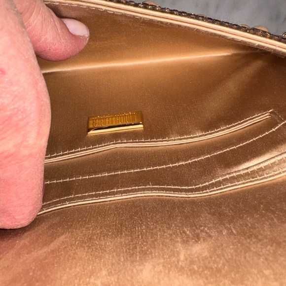 Judith Lieberman pearl and crystal clutch. - Picture 4 of 6